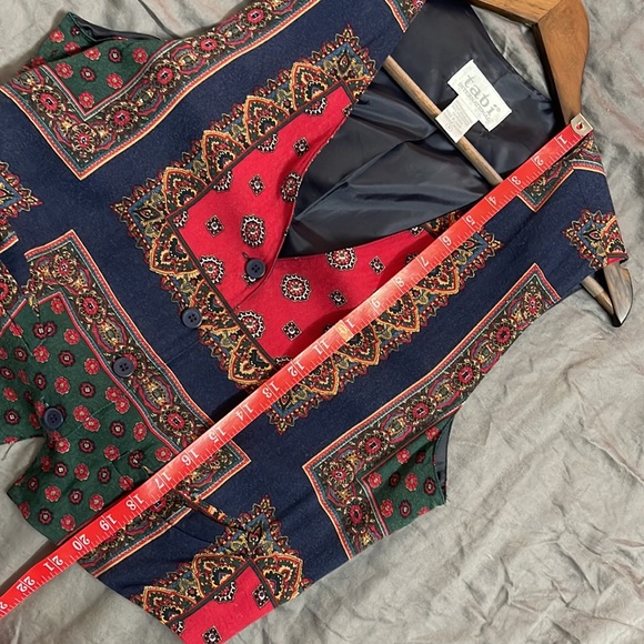 Vintage Paisley Print Vest - Picture 6 of 6